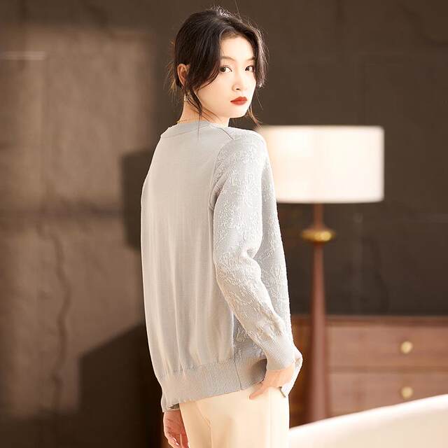 Xihui Mom Spring and Autumn Knitted Jacket T-shirt Top Two-piece Set ...