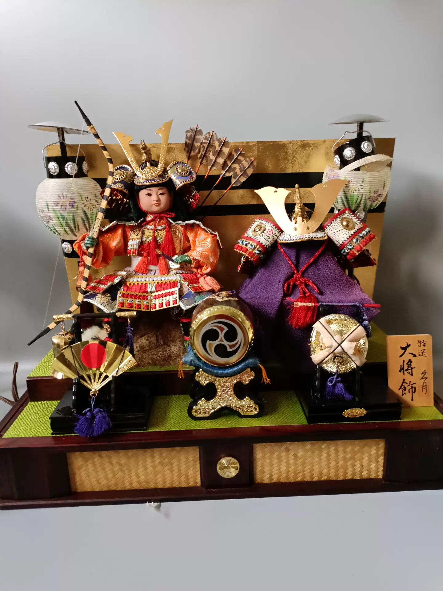 日本五月人形兜大将军铠甲盔甲头盔音乐盒