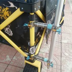 A pair of fishing chairs, umbrella frames, umbrella frames, Boyi La cart, umbrella frames, universal umbrella frames, fishing umbrella frames, new models of fishing equipment