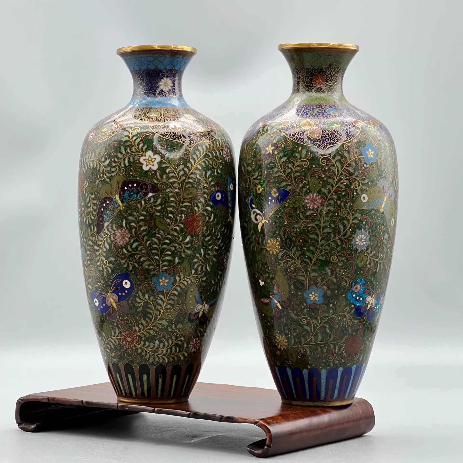 日本回流七宝烧铜胎花瓶一对蝴蝶画片精细七宝花瓶喜欢的可-Taobao