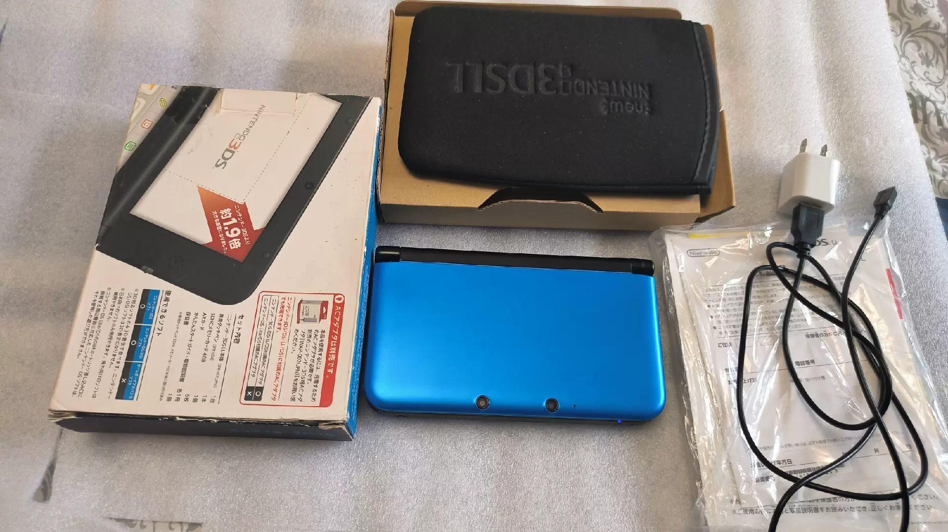 老大三3dsll 97新箱说全64g。日版蓝色64g内-Taobao Singapore