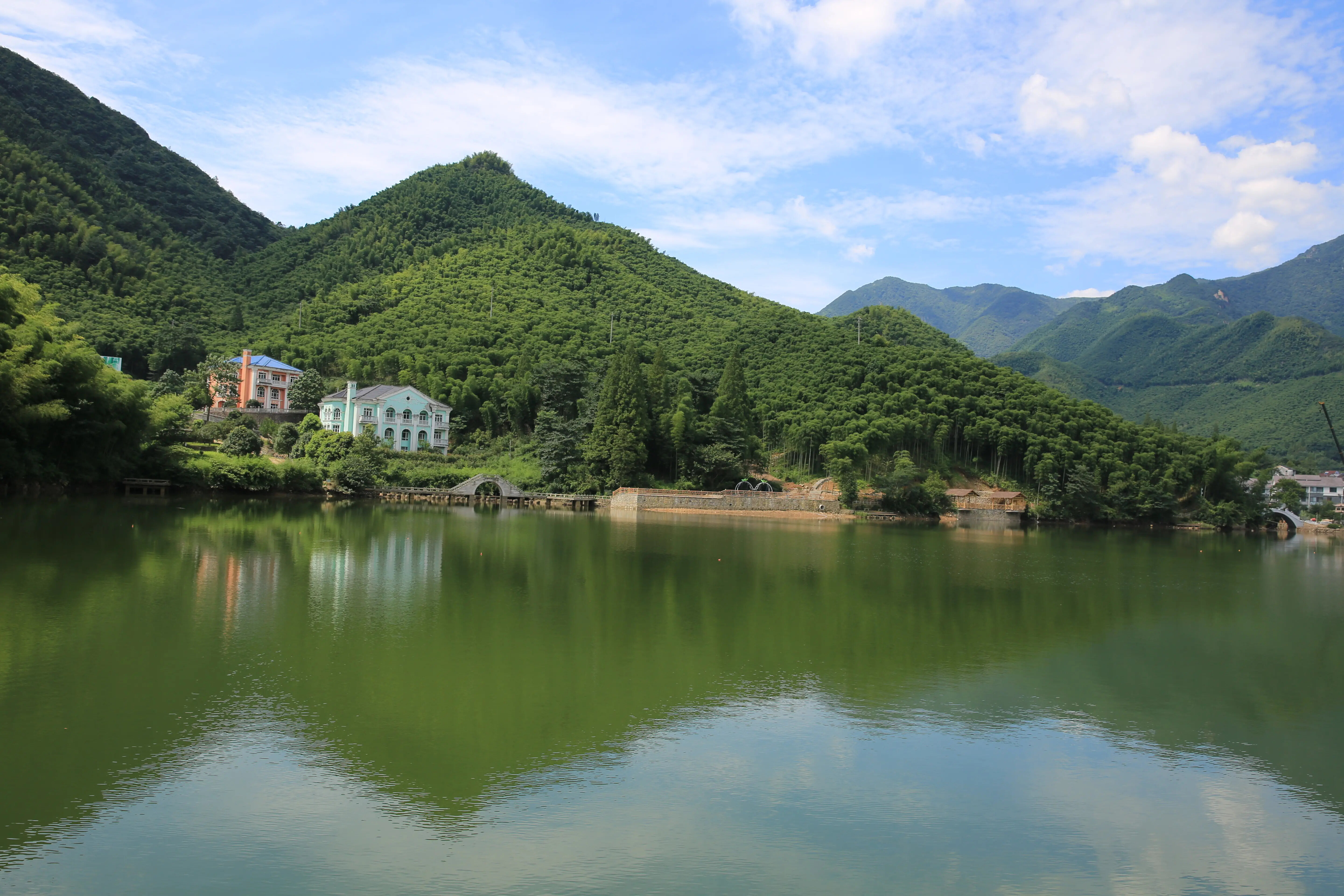 安吉浪漫山川景区景区天气预报