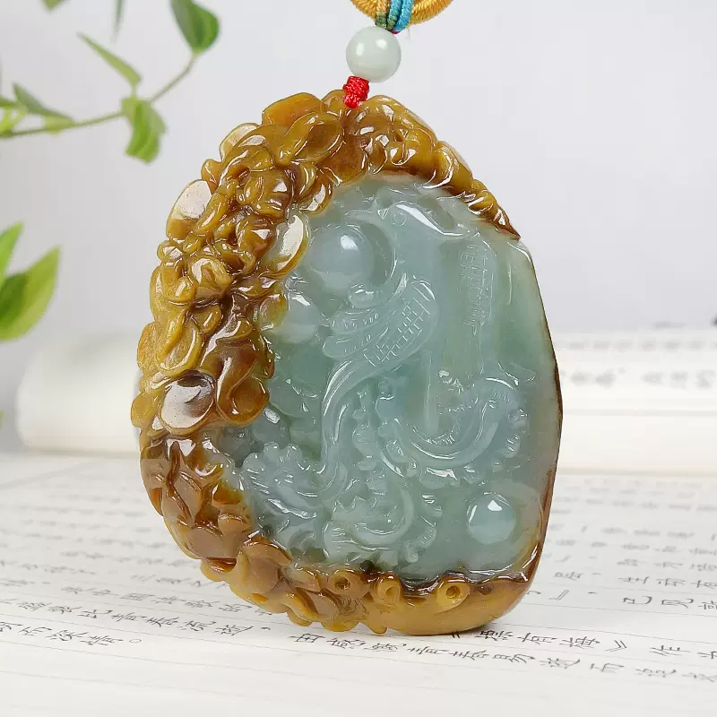 天然翡翠A級 手工細密雕 山水紋 吊墜 根付 裝身具 希少貴重 天然翡翠冰糯種吊墜山水雕刻玉石吊墜男女適用玉墜項鍊緬甸