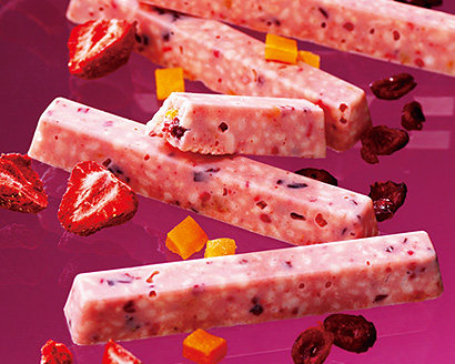 Japan Royce Chocolate FRUIT BAR Chocolate Strawberry Sakura Chocolate Plutter Almond Stick
