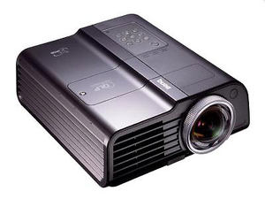 Second -hand projector projection instrument Mingji home education DLP color business HD short focus 1 meter 100 inch
