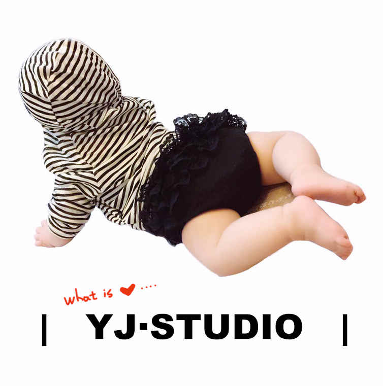 YJ STUDIO(鱼儿妈妈)的LOGO