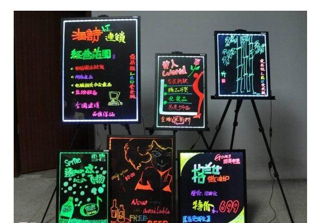 荧光板发光黑板