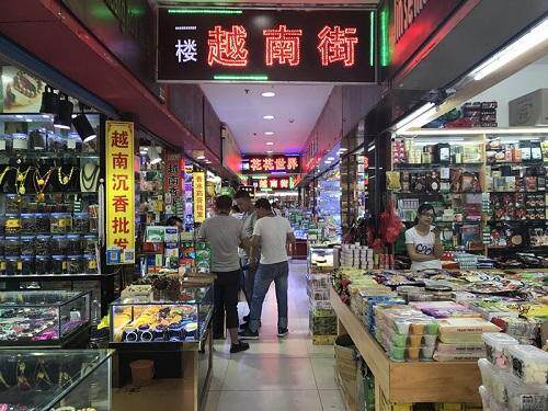 泰越进口优品店的LOGO