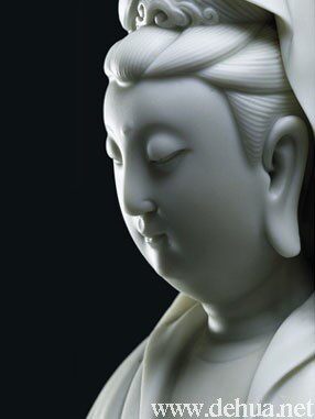 鹏艺瓷阁