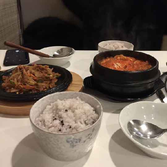 POLLYNENE吃饭冠军