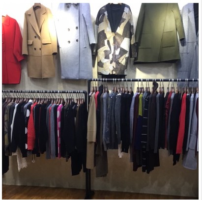 铁水管服装展示架的LOGO