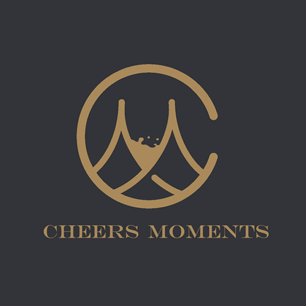 Cheers Moments葡萄酒精选的LOGO