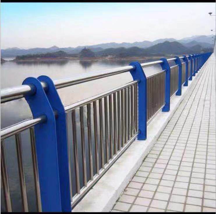 山东顺德护栏厂家