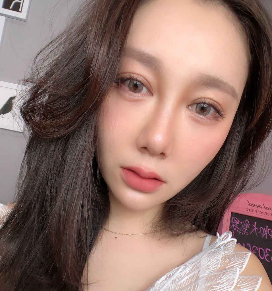 苹果树睫毛店