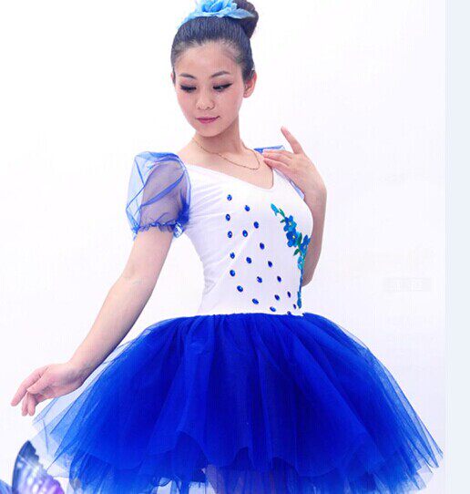 梦幻舞台舞蹈演出服饰城