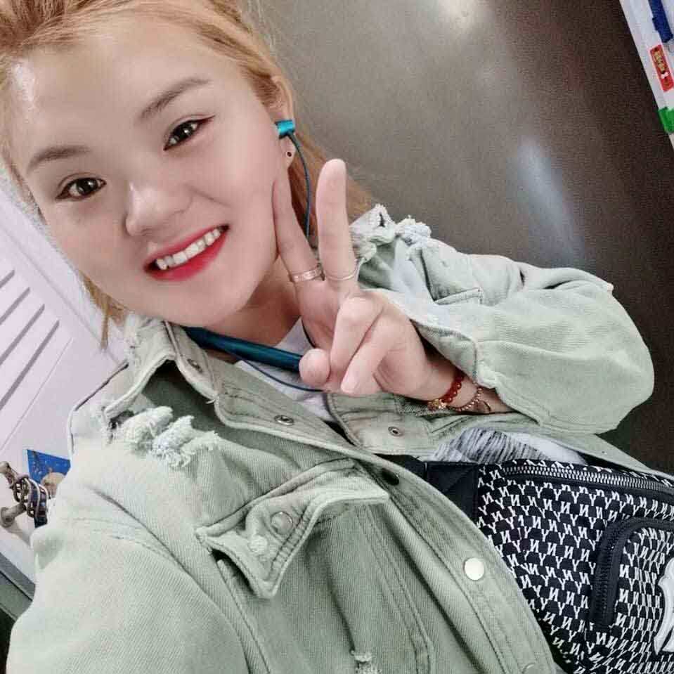 豆芽是个馋嘴猫