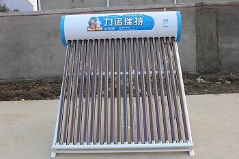 宏鑫水暖太阳能采暖炉批发