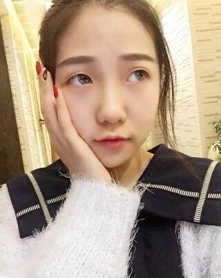 招财猫和小蜜枣