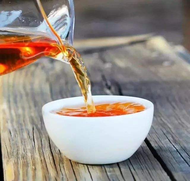 茶缘茗居的LOGO