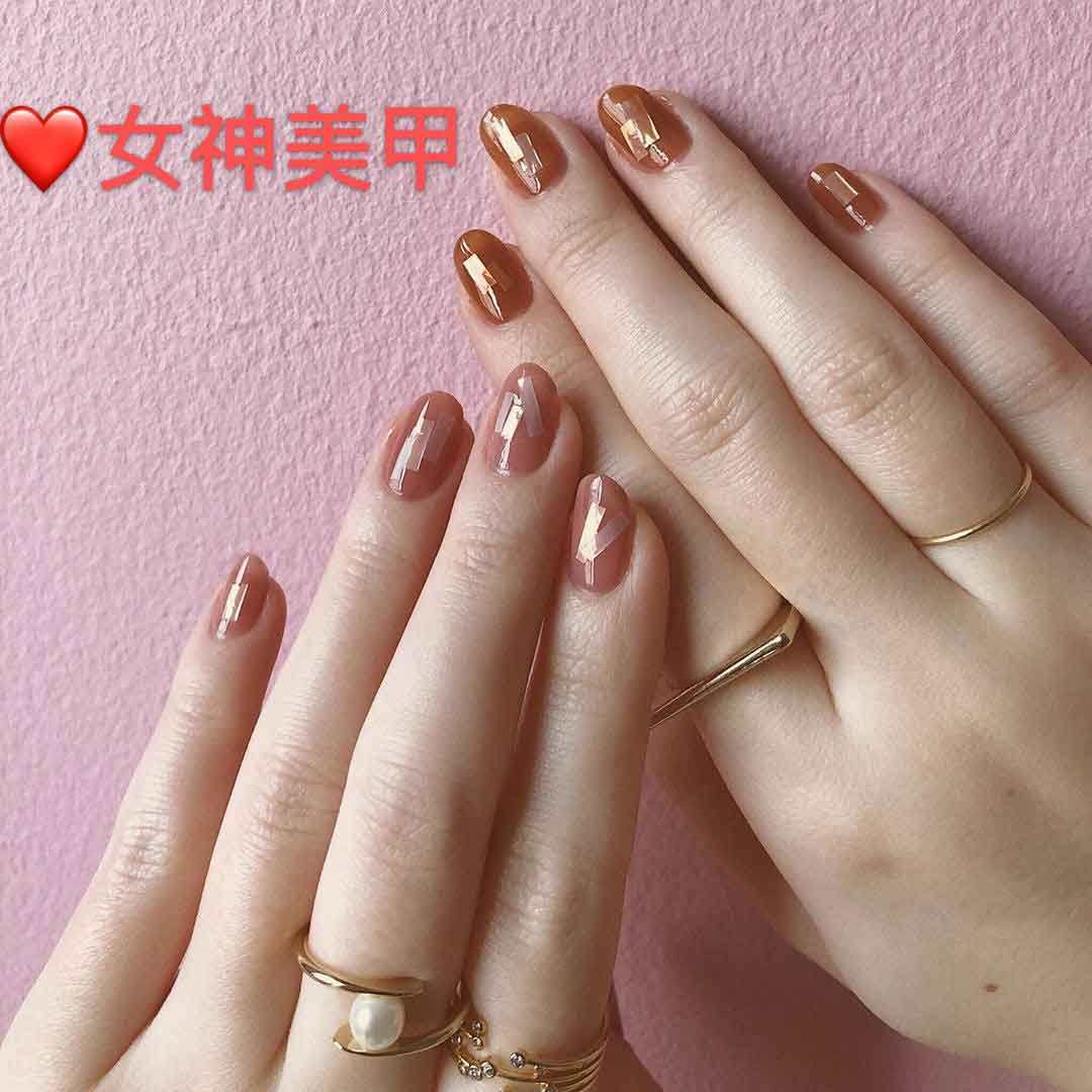 女神美甲店的LOGO