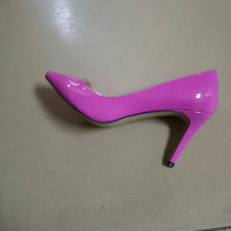 靓足时尚女鞋吧