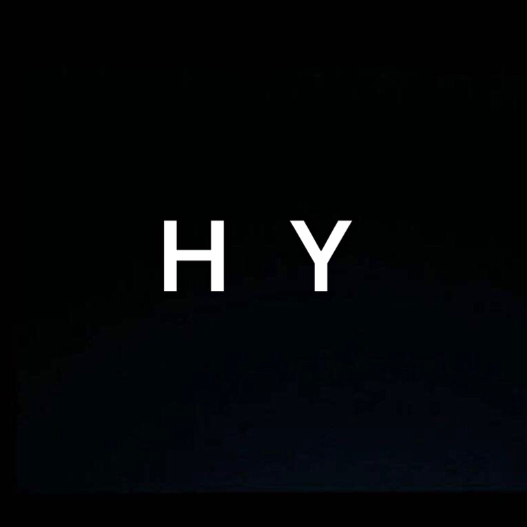 HY潮流原创男装店