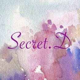 secret 手縫皮革的LOGO