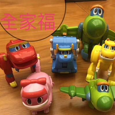 东东动漫玩具店