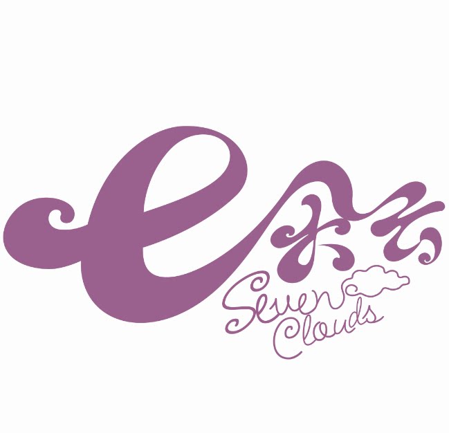 七朵云专业祛痘连锁的LOGO