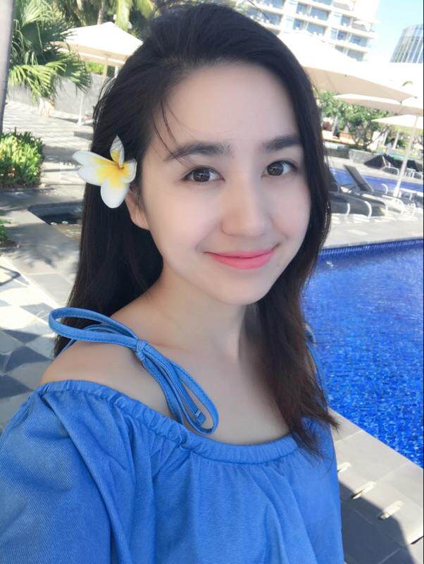大明湖畔夏小姐