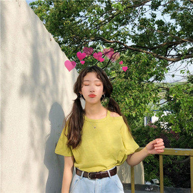 Yilia 依雅小姐