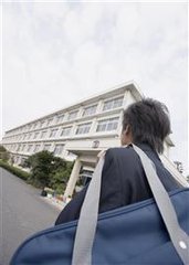 八杯水护肤化妆品店
