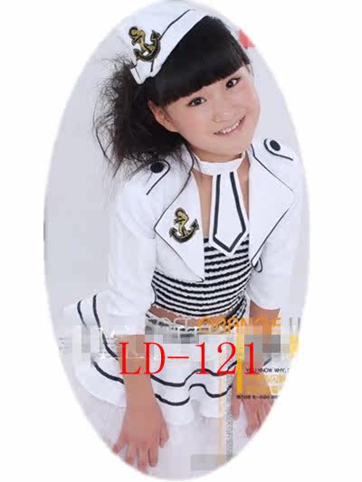 英俏江南摄影演出服的LOGO