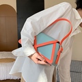 露小姐的第一个店的LOGO