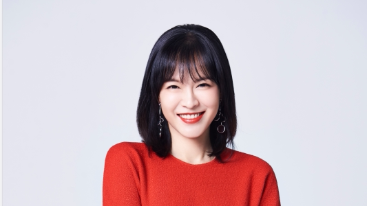 李艾