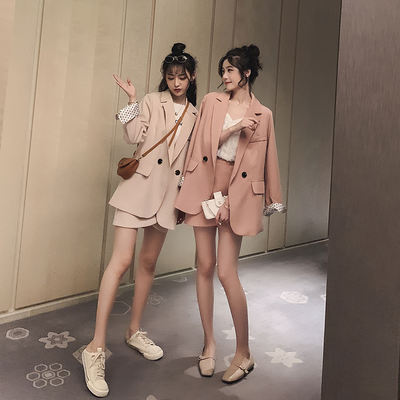 春秋季2019新款双排扣网红气质西装外套女两件套短款半身套装裙子