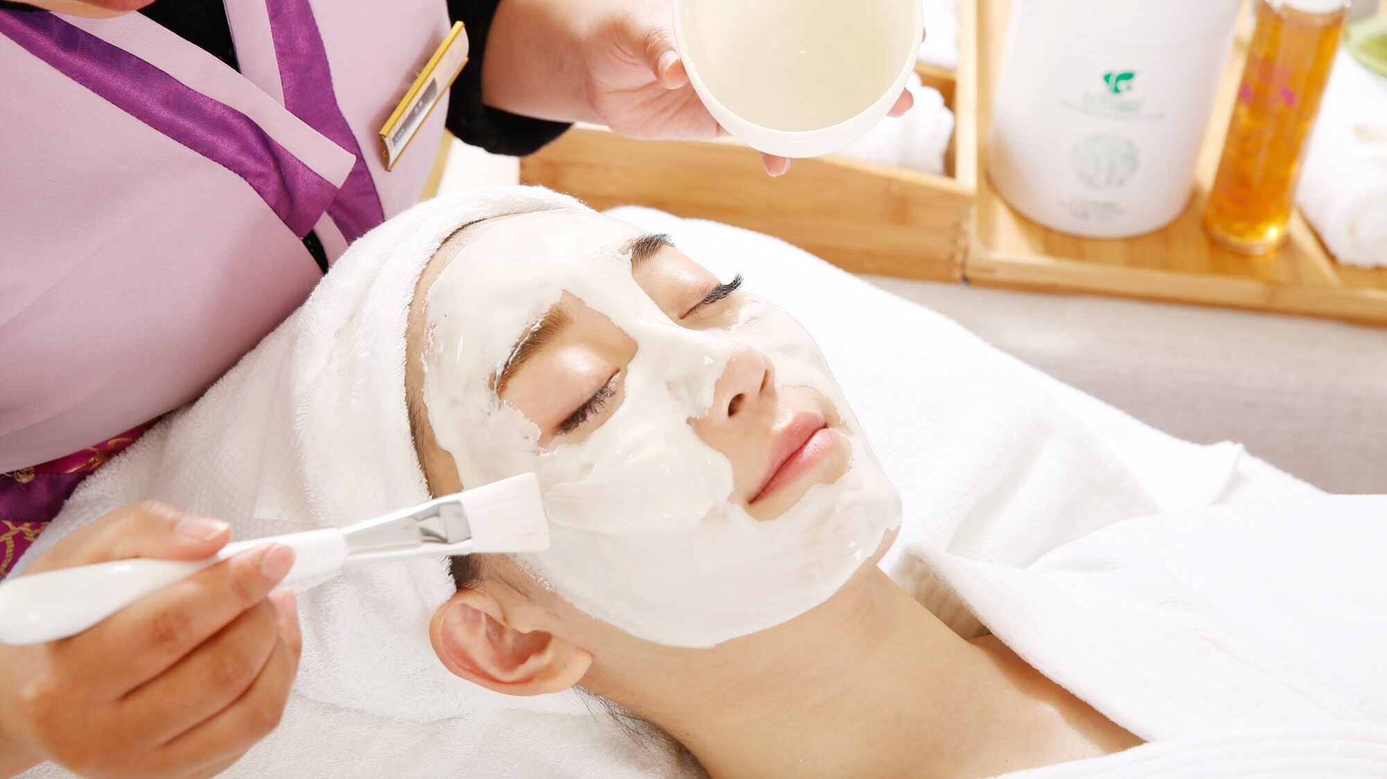 美容院祛痘调斑软膜粉正在直播中,场面异常火爆,小伙伴们速来围观