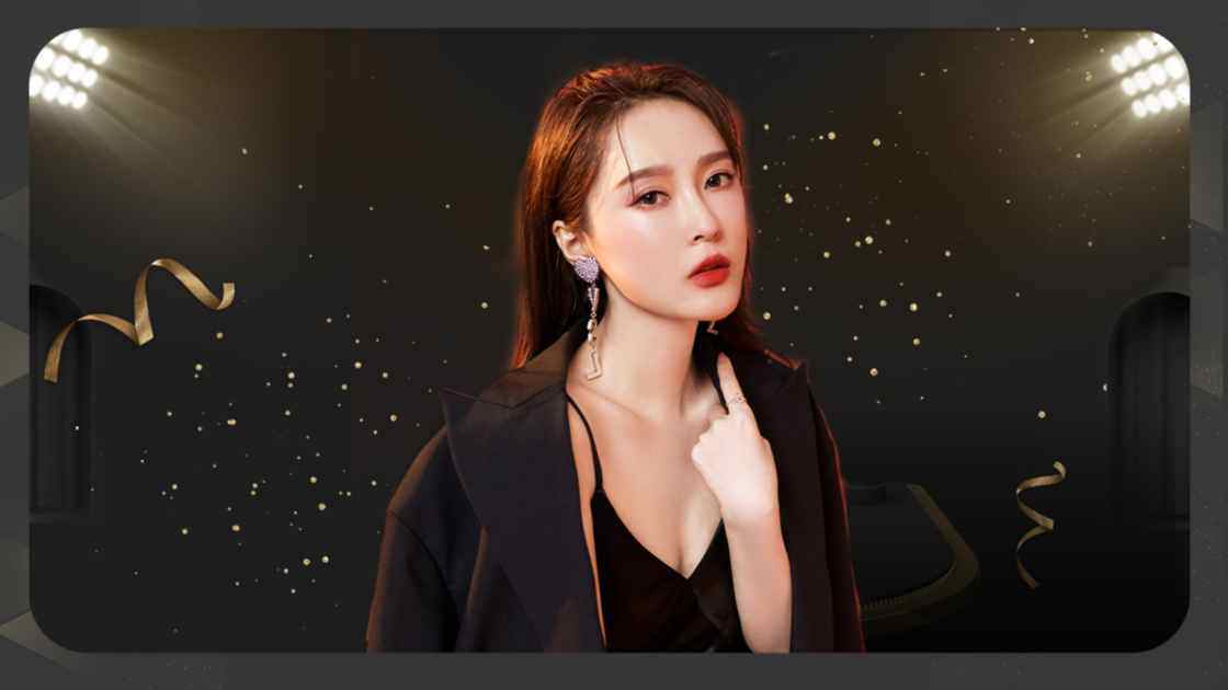 限时狂欢女装秒杀来咯正在直播中,场面异常. 来自于momo小饺子 - 微博