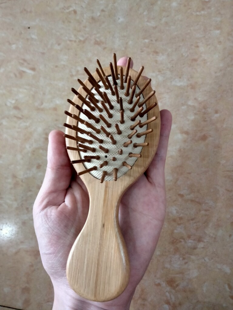 气垫梳气囊按摩梳头皮头部脱发经络梳静电女士专用长发卷木梳子防