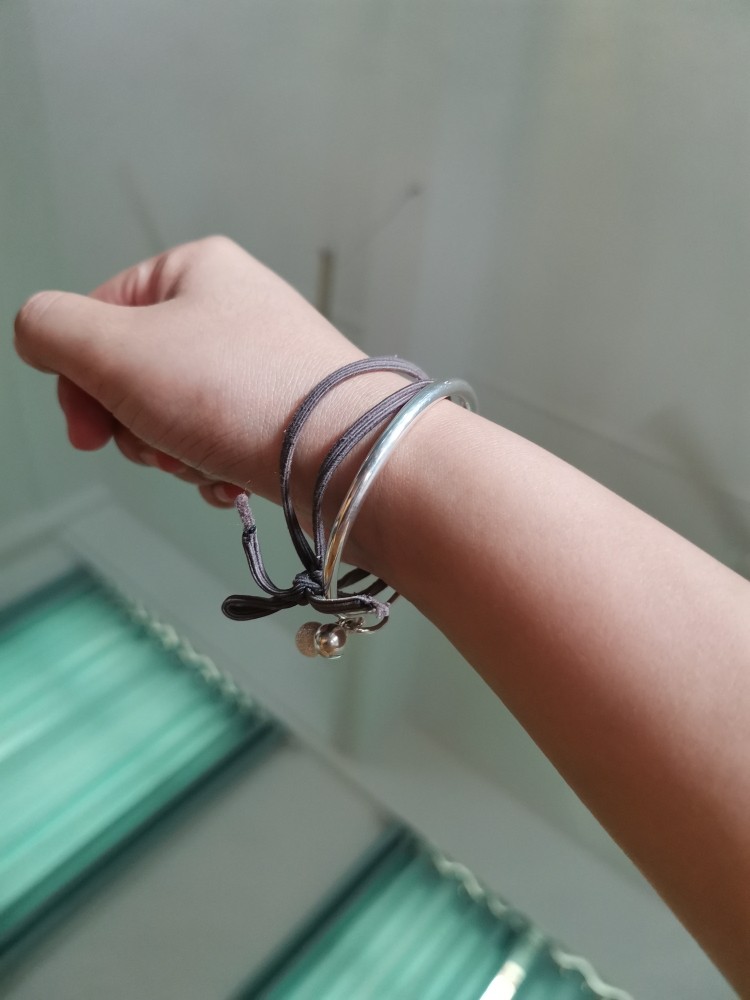 顺钦银楼s999纯银手镯女樱桃铃铛银镯子时尚足银手饰送闺蜜女友