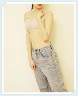 都市丽人19春夏新品内衣无钢圈聚拢梅花蕾丝文胸小安心2B9506