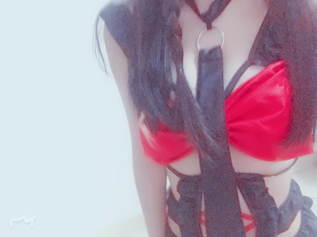 内衣捆绑和女魔术师的指导