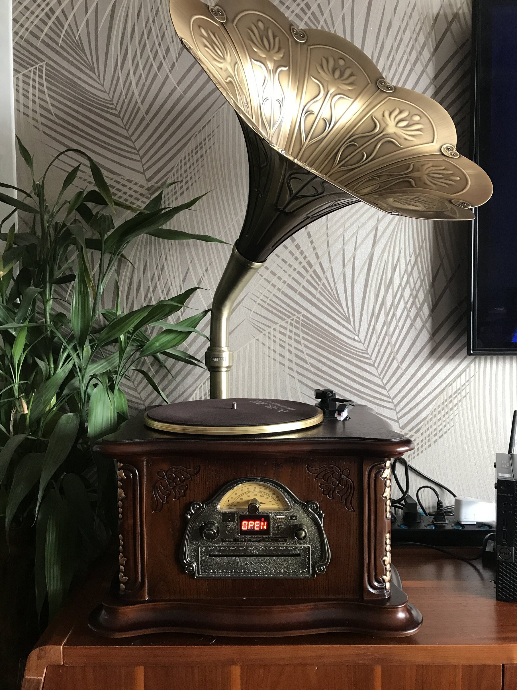 【试用评测】多功能客厅复古留声机黑胶唱片机