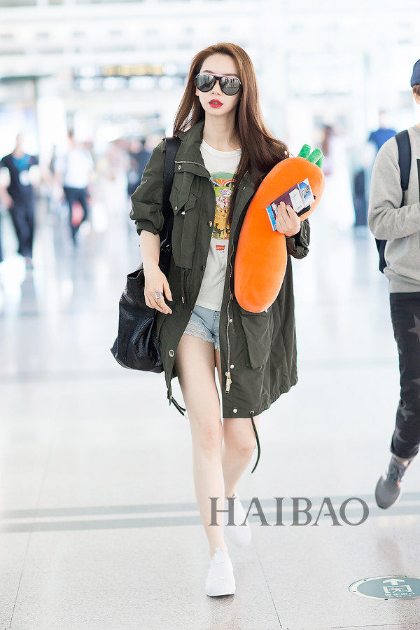 海报网华语明星街拍合辑 (5.30~6.5)!