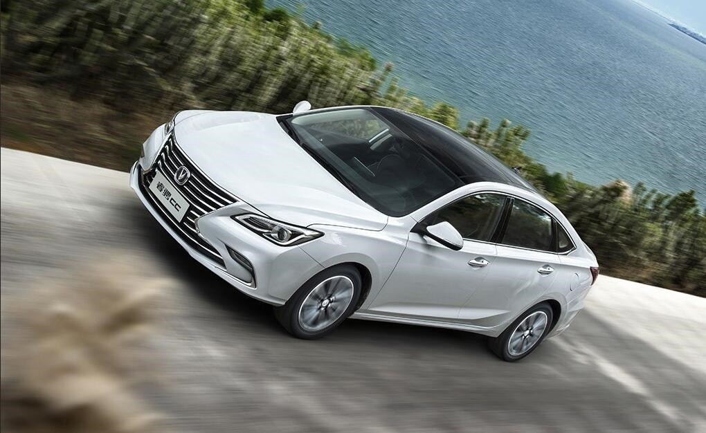 快科技头条)            今天,长安汽车官方宣布,旗下的轿跑车型畛乙