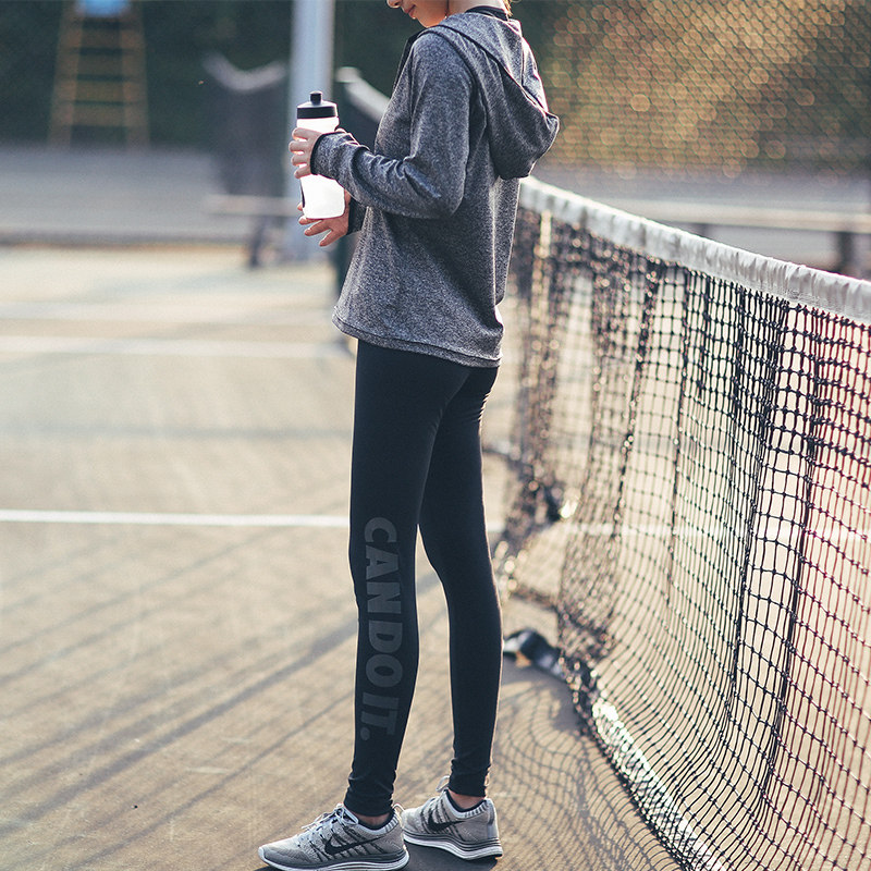 白t黑裤,不能瘦成闪电但能瘦一圈